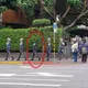 大白天鬧靈異事件！儀隊弟兄「頭不見」上萬網放大猛找：到底在哪…