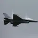 漢光演習首日傳軍機意外　空軍F-16降落嘉義基地衝出跑道