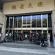 擎天崗野餐桌激戰情侶到案了！涉公然猥褻遭移送