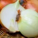 洋蔥可防流感、新冠病毒　專家：最營養的部位常被丟掉