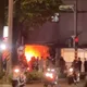 北市內湖2層樓木造民宅失火　消防到場瓦斯管線還在燒！