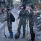 3女兵休假衝光復當鏟子超人！　網讚：人美心更美