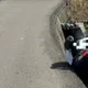 悚！台中爆噩耗「老翁慘死機車倒插」