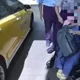 影/新北孕婦臨盆達小黃困車陣　警鳴笛開道助火速送醫