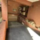 命懸一線！新北永和妙齡女「跌落車道口慘被輾」送醫搶救