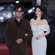 金鐘60/韓瑜辣秀雪白UU陪「老公」柯叔元走紅毯！深V禮服美翻天