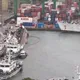 影/基隆港出事了！油駁船傾斜翹尾　港務局急拉攔油索