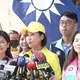 「旗津+黃色看板」竟被賴瑞隆攻擊?柯志恩開酸:不用「小鼻子小眼睛」