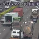 國1北367.8K嚴重車禍！3大車疑連環追撞　拖板車駕駛受困