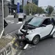 影/內湖Smart左轉擦撞賓士　2車頭炸裂幸無人傷