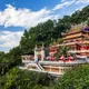 台北指南宮晚間突竄大火！凌霄寶殿全面陷火海　消防緊急灌救中