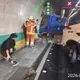 影/國5彭山隧道「2貨車追尾猛撞」！1人一度昏迷