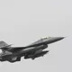 外媒爆料共軍正義使命軍演　對我國F-16戰機發射干擾彈