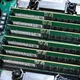 DDR5崩盤跌30%!黃牛慘套牢與Google新演算法內幕大解析