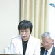 劉世芳坐著拒上台！李貞秀對空氣質詢　鄭村棋怒批：當官就該秉公辦事