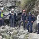 阿里山眠月線女山友踩空墜6米邊坡　林鐵人員、警消輪流背