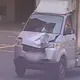 影/慘！高雄49歲男違規過馬路遭貨車撞飛　肋骨骨折倒地翻滾