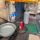 砰一聲巨響！鹿港炸雞店疑瓦斯外洩氣爆　1婦送醫