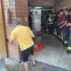 土城地下室突淹大水70公分！台電機房淹到了　居民急逃