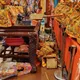 影/台中萬和宮遇襲！35歲男砸媽祖金身　4座光明燈全倒