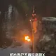 孫安佐自製「火槍」河堤噴恐怖火球！警方今晨拘提到案