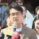 沈伯洋神似張凌赫「武安侯」扮相？徐巧芯看傻　網笑：目睭歹去啊