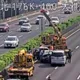 影/國1嚴重追撞「4車變形碎裂」！現場交通紫爆