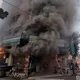 影/台中西屯驚爆「大火吞沒建物」　消防員火速灌救無人傷亡