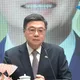 卓榮泰宣布「0到18歲」育兒全程支持：育嬰假升級　6歲前適用