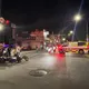影/高雄執勤救護車遇險！重機疑未避讓撞上「騎士摔飛」