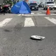 影/上班時間噩耗！民雄82歲翁遭大貨車當場輾斃　倒臥血泊