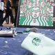 星巴克坦克日事件大炎上！南韓政府帶頭抵制　全球總部道歉