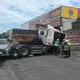 影/彰化砂石車司機精神不濟！連撞賣場、民宅、機車　3人受傷