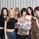 羅時豐獻花賀幻藍小熊入圍金曲獎！許媛媛甜喊：Love you