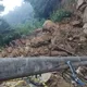 大湖鄉苗61線驚傳山崩落石　鄉長緊急發聲：請避開
