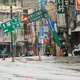 台南仁德疑自來水管破掏空路基「地面下陷吞路標」