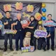靠鼻子就賺進億元！警犬KENJI立神功　方仰寧親自授勳