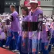 影/台東玄濟宮遶境驚見盾牌護衛隊！　「外星人圖案」引熱議