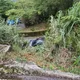 新北坪林休旅車翻落邊坡　車上夫妻受傷送醫
