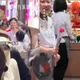 不辦桌改吃鍋！陸新人海底撈辦婚禮　費用曝「30桌只花11萬」