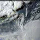 鋒面壓境西南風助威！「3縣市」明晨大雨狂倒　嚴防坍方落石