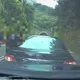 影/阿sir又累了？北市警執勤開警車「突追撞前車」