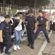 影/新莊賓士男毒駕拒檢逃逸　警圍捕拔槍逮車上2人
