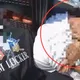 影/林口大賣場隨機攻擊1人手臂遭刺傷　店員壓制警上銬逮人