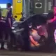 影/超硬！台中抓毒駕「壓地掙扎」大場面妹子驚呆