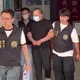 影/跨境行兇「痛毆矢板明夫」機場落網！港男嫌犯被移送