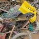 基隆大武崙沙灘驚見3玳瑁海龜受困漁網　1死2傷