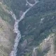 大水要淹了！萬里溪堰塞湖倒數衝壩頂　台鐵今晚正常開