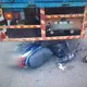 台南驚魂！大貨車施工區倒車吞噬女騎士　路過車輛喊停救命