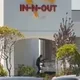 美國In-N-Out漢堡店爆槍擊案　至少3死2傷、嫌犯身亡